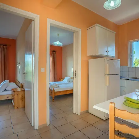 Apartment Juliastudios Amoudi